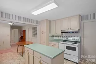 17 E Murray St, Maiden, NC 28650 - Photo 9