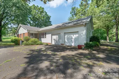 17 E Murray Street, Maiden, NC 28650 - Photo 5