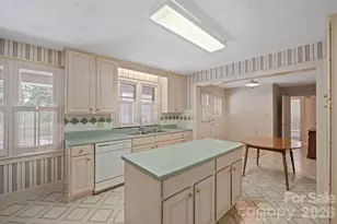 17 E Murray St, Maiden, NC 28650 - Photo 7
