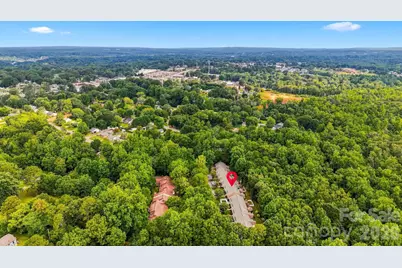 419 19th Avenue Court NE, Hickory, NC 28601 - Photo 31