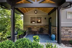 409 Kessler Pl, Asheville, NC 28804 - Photo 5