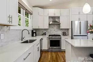 409 Kessler Pl, Asheville, NC 28804 - Photo 9