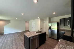 4208 Bowline Dr, Charlotte, NC 28269 - Photo 7