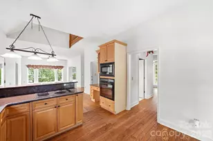 721 Canterbury Rd, Kings Mountain, NC 28086 - Photo 13