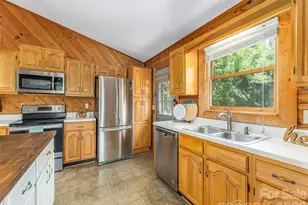 3543 Dark Ridge Rd, Sylva, NC 28779 - Photo 15