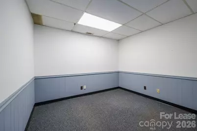 2454 Davie Avenue, Statesville, NC 28625 - Photo 5
