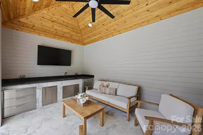 215 Hartford Avenue, Charlotte, NC 28209 - Photo 43