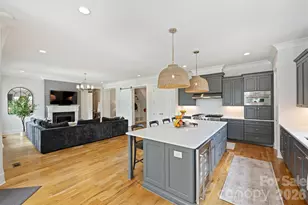 215 Hartford Ave, Charlotte, NC 28209 - Photo 17