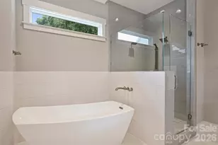 215 Hartford Ave, Charlotte, NC 28209 - Photo 25