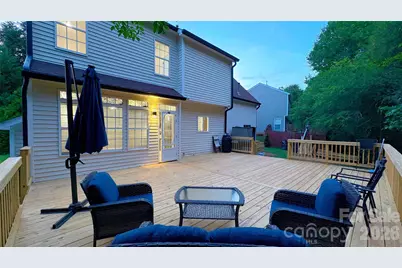 9240 Tiger Lily Lane, Charlotte, NC 28215 - Photo 15