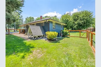 713 Brown Avenue, Waynesville, NC 28786 - Photo 5
