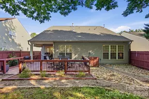 8530 Heron Glen Dr, Charlotte, NC 28269 - Photo 19
