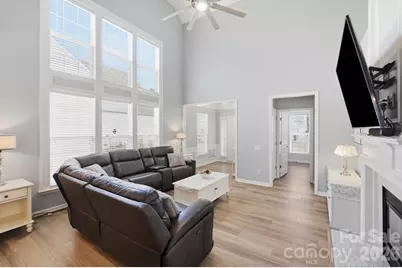 8530 Heron Glen Drive, Charlotte, NC 28269 - Photo 7