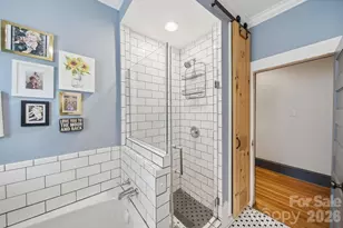 321 Grandin Rd, Charlotte, NC 28208 - Photo 15