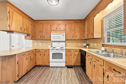 558 Snuggs Street, Albemarle, NC 28001 - Photo 21