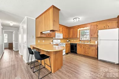 558 Snuggs Street, Albemarle, NC 28001 - Photo 17