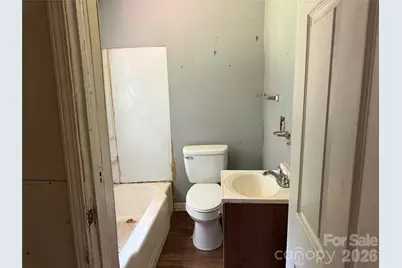 712 N Myrtle Street, Gastonia, NC 28052 - Photo 7