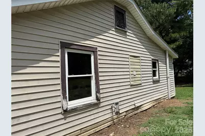 712 N Myrtle Street, Gastonia, NC 28052 - Photo 9