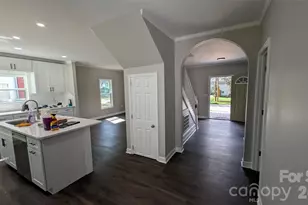 522 Stockton St, Statesville, NC 28677 - Photo 3