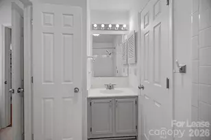 3302 Selwyn Farms Ln, Charlotte, NC 28209 - Photo 17