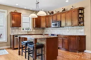 134 Whistlewood Ln, Hendersonville, NC 28739 - Photo 11