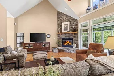 134 Whistlewood Lane, Hendersonville, NC 28739 - Photo 5