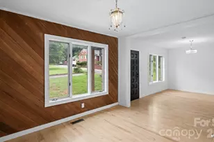 102 Falls St, Morganton, NC 28655 - Photo 27