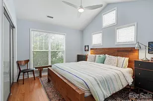 1016 W 1st St, Charlotte, NC 28202 - Photo 17