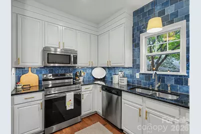 1016 W 1st Street, Charlotte, NC 28202 - Photo 11