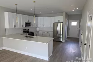 333 S Broad St, Mooresville, NC 28115 - Photo 3