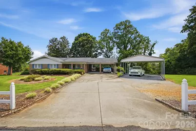 2711 Fairway Acres Circle, Lenoir, NC 28645 - Photo 5