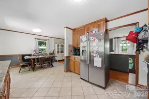1924 Braswell Pl, Lenoir, NC 28645 - Photo 11
