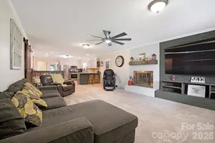 109 Catawba St, Clover, SC 29710 - Photo 9