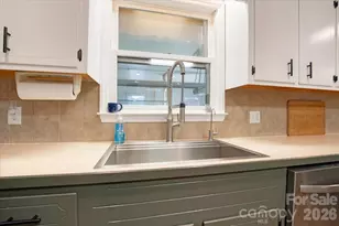 109 Catawba St, Clover, SC 29710 - Photo 15
