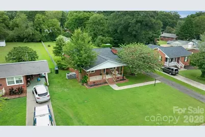 109 Catawba Street, Clover, SC 29710 - Photo 5