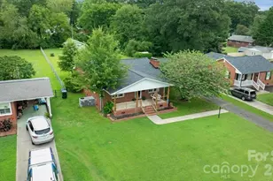 109 Catawba St, Clover, SC 29710 - Photo 5
