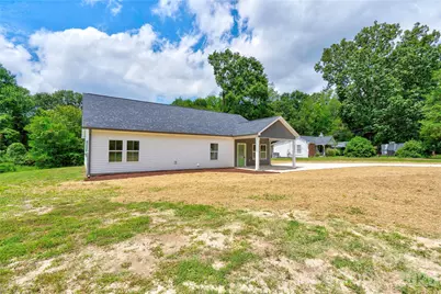 1031 Laurel Lane, Gastonia, NC 28054 - Photo 3