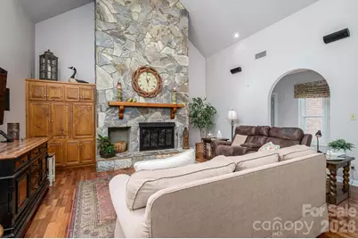 5023 Samuel Pinckney Drive, Belmont, NC 28012 - Photo 9