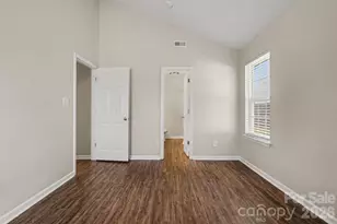 4104 Canyon Creek Ln, Charlotte, NC 28216 - Photo 13