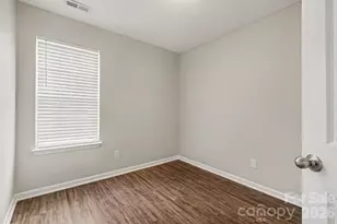 4104 Canyon Creek Ln, Charlotte, NC 28216 - Photo 11