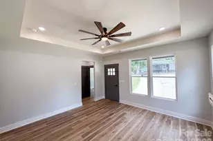 490 E 22nd St, Kannapolis, NC 28083 - Photo 13