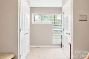 7928 Charter Oak Ln, Charlotte, NC 28226 - Photo 11