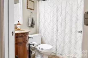 7928 Charter Oak Ln, Charlotte, NC 28226 - Photo 9