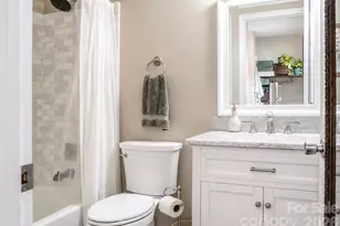 7928 Charter Oak Ln, Charlotte, NC 28226 - Photo 11