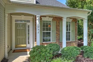 12332 Bobhouse Dr, Charlotte, NC 28277 - Photo 3