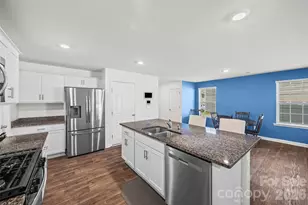 2014 Redstone Dr, York, SC 29745 - Photo 9