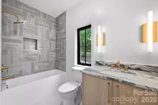 519 Rock Spring Cir, Sugar Mountain, NC 28604 - Photo 23