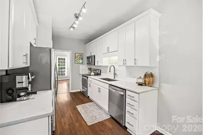 5933 Fitzwilliams Lane, Charlotte, NC 28270 - Photo 5