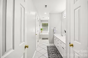 5933 Fitzwilliams Ln, Charlotte, NC 28270 - Photo 13