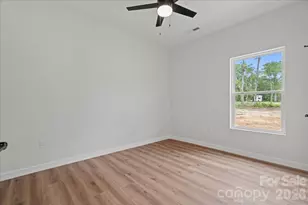 1139 Peach Orchard Rd, Jefferson, SC 29718 - Photo 31